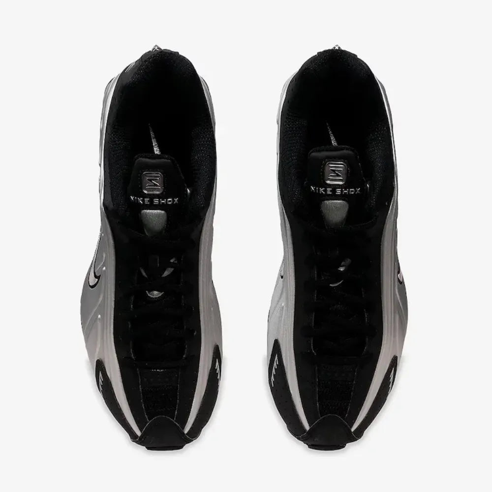 Shox R4 - Preto Prata