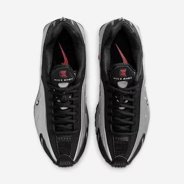 Shox R4 - Preto Branco