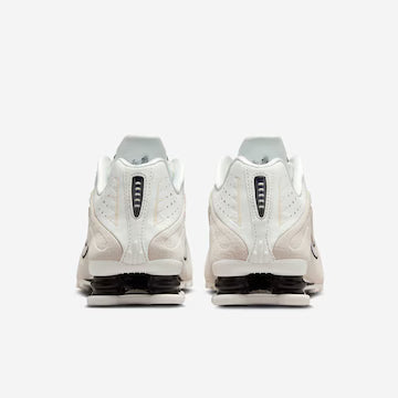 Shox R4 - Branco Bege
