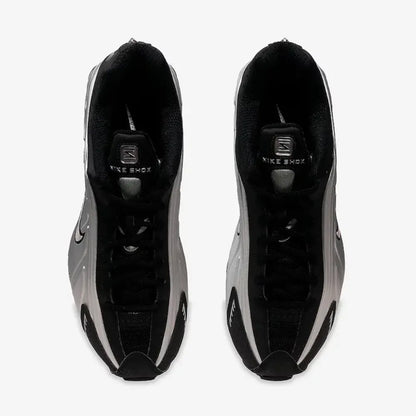 Shox R4 - Preto Prata