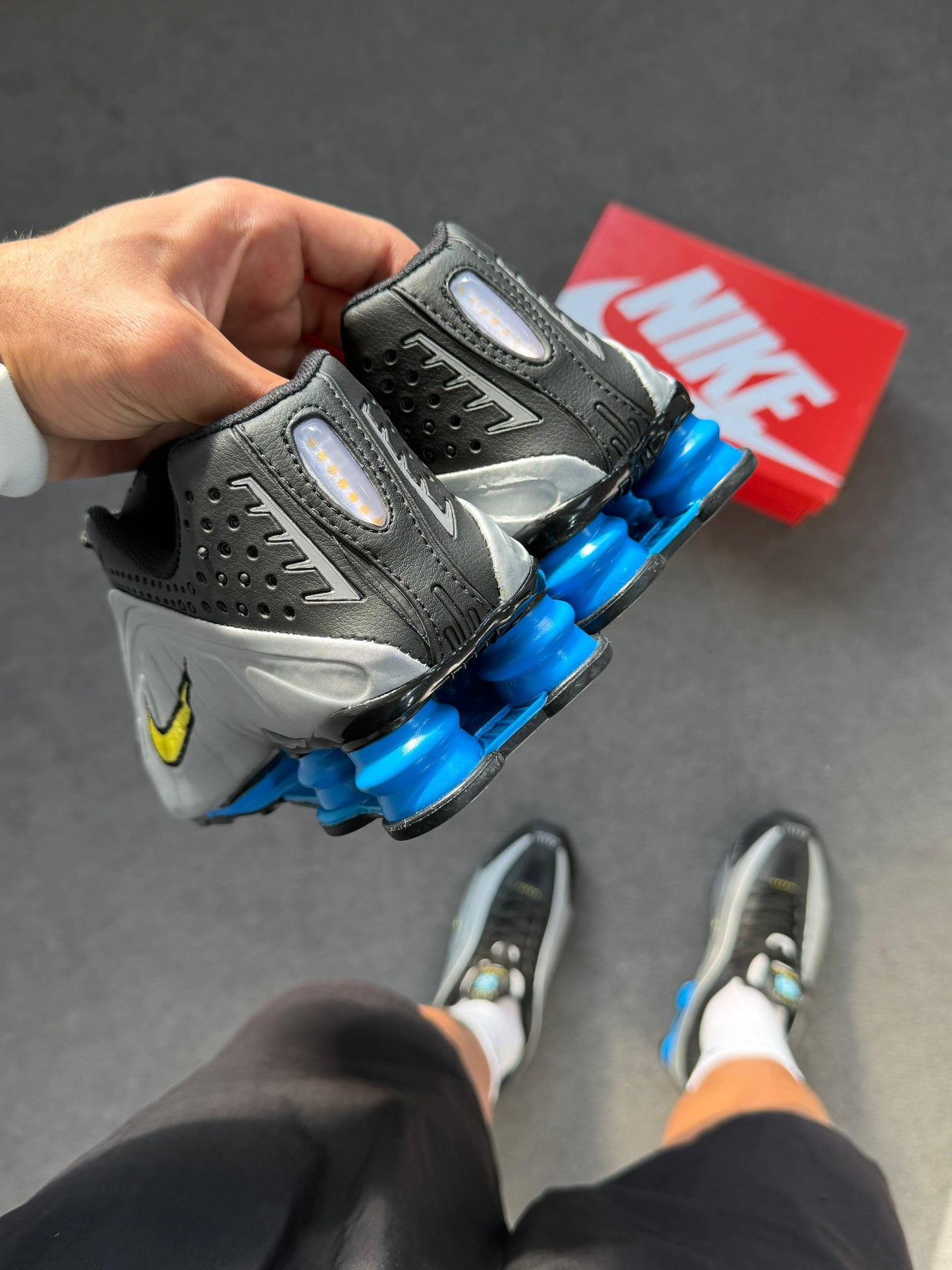 Shox R4 - Brasil