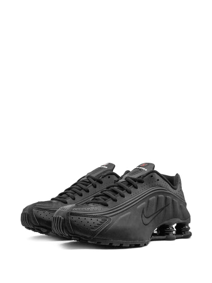 Nike Shox R4 Black