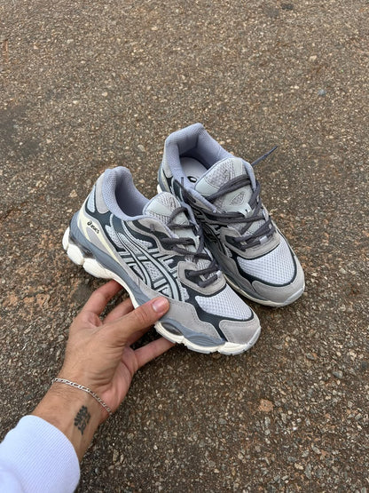 ASICS Gel NYC - Cinza